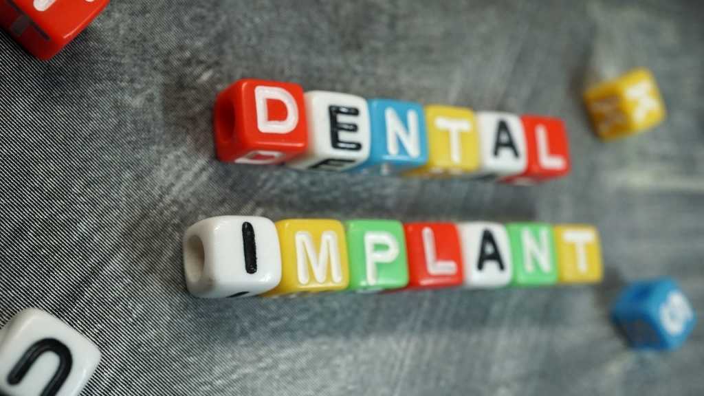 dental implants danforth 